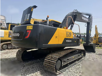 Pásové rýpadlo VOLVO EC240