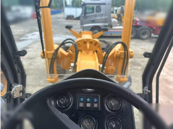 Grejdr XCMG GR2153: obrázek 3 Grejdr XCMG GR2153: obrázek 3