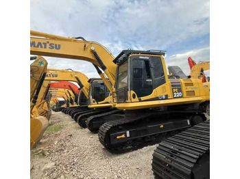 Pásové rýpadlo KOMATSU PC220-8