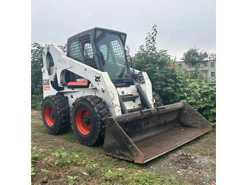 Smykový nakladač BOBCAT S300
