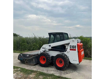 Smykový nakladač BOBCAT S160