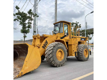 Kolový nakladač CATERPILLAR 966E