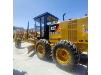 Grejdr CATERPILLAR 140H