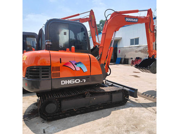 Pásové rýpadlo DOOSAN DH60-7