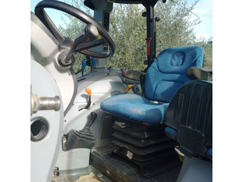 Traktor New Holland T 4.55: obrázek 3 Traktor New Holland T 4.55: obrázek 3