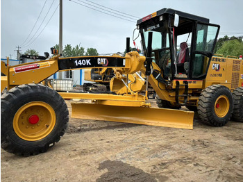 Stavební technika CATERPILLAR 140K