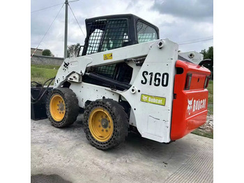 Smykový nakladač BOBCAT S160