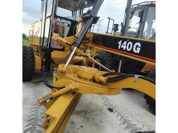 Grejdr CATERPILLAR 140H