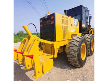 Grejdr CATERPILLAR 140K