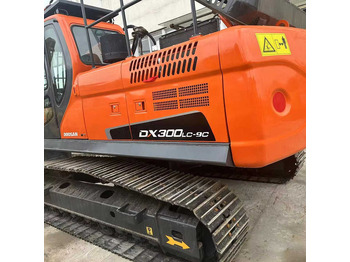 Pásové rýpadlo DOOSAN DX300
