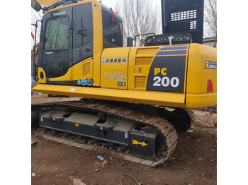 Pásové rýpadlo KOMATSU PC200-8