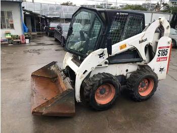 Smykový nakladač BOBCAT S185