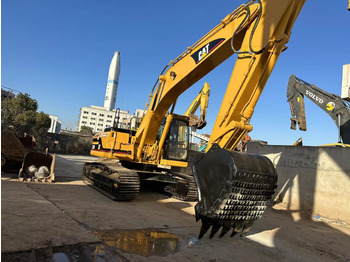 Pásové rýpadlo CATERPILLAR 325B: obrázek 4 Pásové rýpadlo CATERPILLAR 325B: obrázek 4