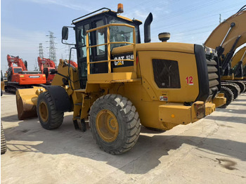 Kolový nakladač CATERPILLAR 924K
