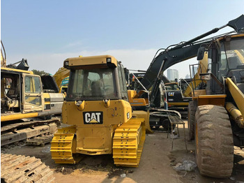 Buldozer CATERPILLAR D5K: obrázek 5