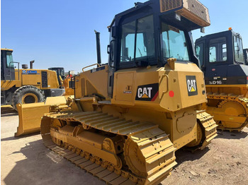 Buldozer CATERPILLAR D6K: obrázek 2