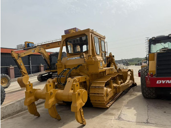Buldozer CATERPILLAR D8K: obrázek 2