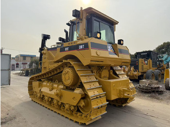 Buldozer CATERPILLAR D8T
