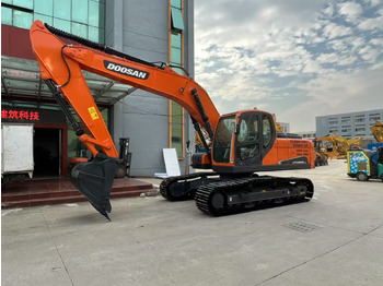Pásové rýpadlo DOOSAN DX225LCA