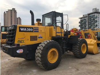 Kolový nakladač KOMATSU WA380-3