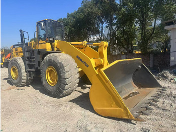 Kolový nakladač KOMATSU WA500-3