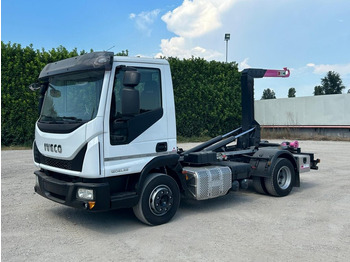 Hákový nosič kontejnerů IVECO