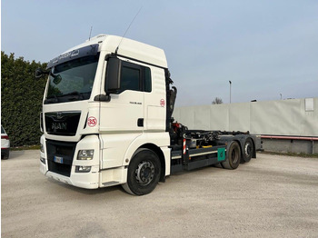 Hákový nosič kontejnerů MAN TGX 26.480