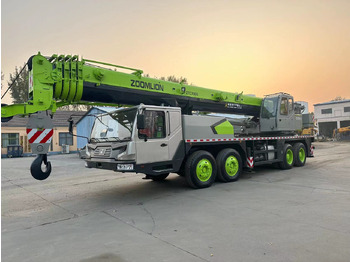 ZOOMLION ZTC700V QY70V 70 ton 80 ton 90 ton 100 ton 110 ton 120 ton used truck crane leasing ZOOMLION ZTC700V QY70V 70 ton 80 ton 90 ton 100 ton 110 ton 120 ton used truck crane: obrázek 2
