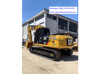 Pásové rýpadlo CATERPILLAR 320D2