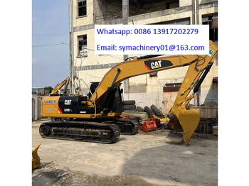Pásové rýpadlo CATERPILLAR 320D2