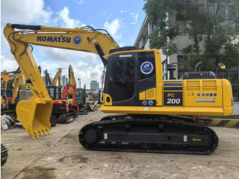 Pásové rýpadlo KOMATSU PC200