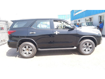 Osobní auto TOYOTA