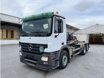 Hákový nosič kontejnerů MERCEDES-BENZ Actros