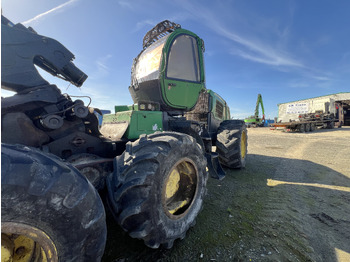 Harvestor JOHN DEERE