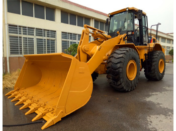 Kolový nakladač CAT Wheel Loader CAT 980F: obrázek 2