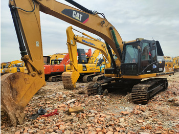 Pásové rýpadlo CATERPILLAR 320D