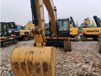 Pásové rýpadlo CATERPILLAR 320D2