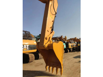 Pásové rýpadlo CATERPILLAR 330D: obrázek 4