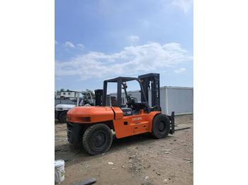 Dieselový vysokozdvižný vozík HELI