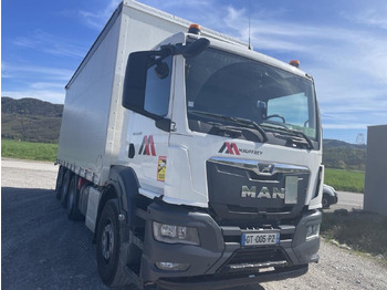 Plachtový nákladní auto MAN TGS 35.480