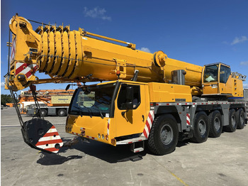 Autojeřáb LIEBHERR