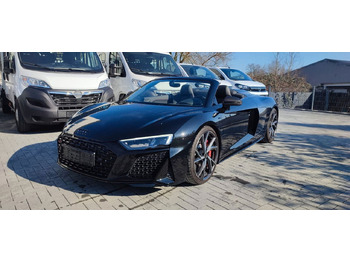 Osobní auto AUDI