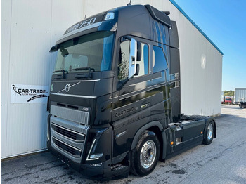 Tahač VOLVO FH 750