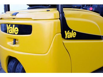 Elektrický vysokozdvižný vozík YALE ERP18VT Triplex 5,2m 1800kg: obrázek 5
