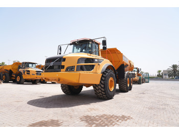 Kloubový sklápěč VOLVO A40G