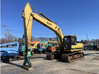 Pásové rýpadlo CATERPILLAR E200B