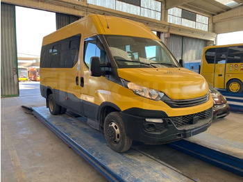 Školní autobus IVECO Daily