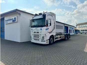 Hákový nosič kontejnerů VOLVO FH13 540