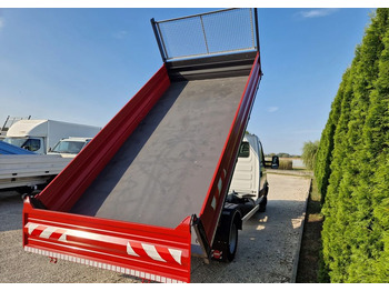 Dodávka sklápěč Iveco 35C15 3.0: obrázek 4