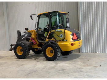 Kolový nakladač VOLVO L25